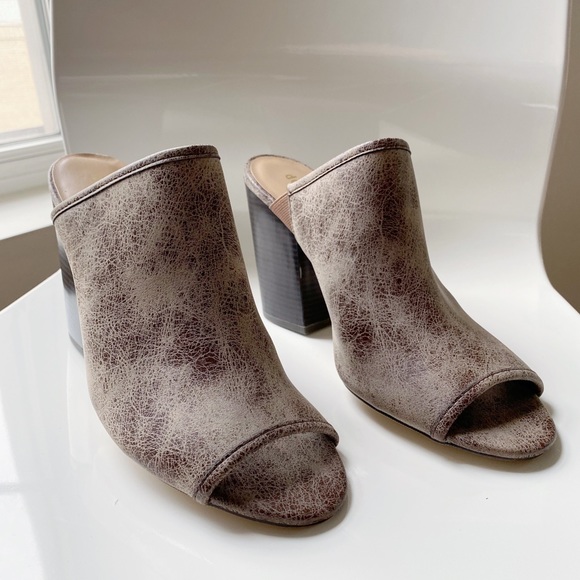 Peep Toe Chunky Heeled Mules - Picture 8 of 10